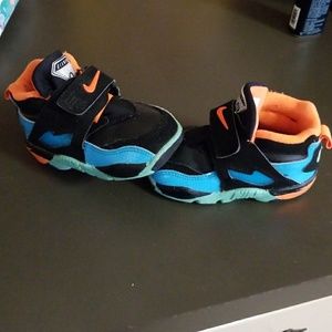 kids nike diamond turf